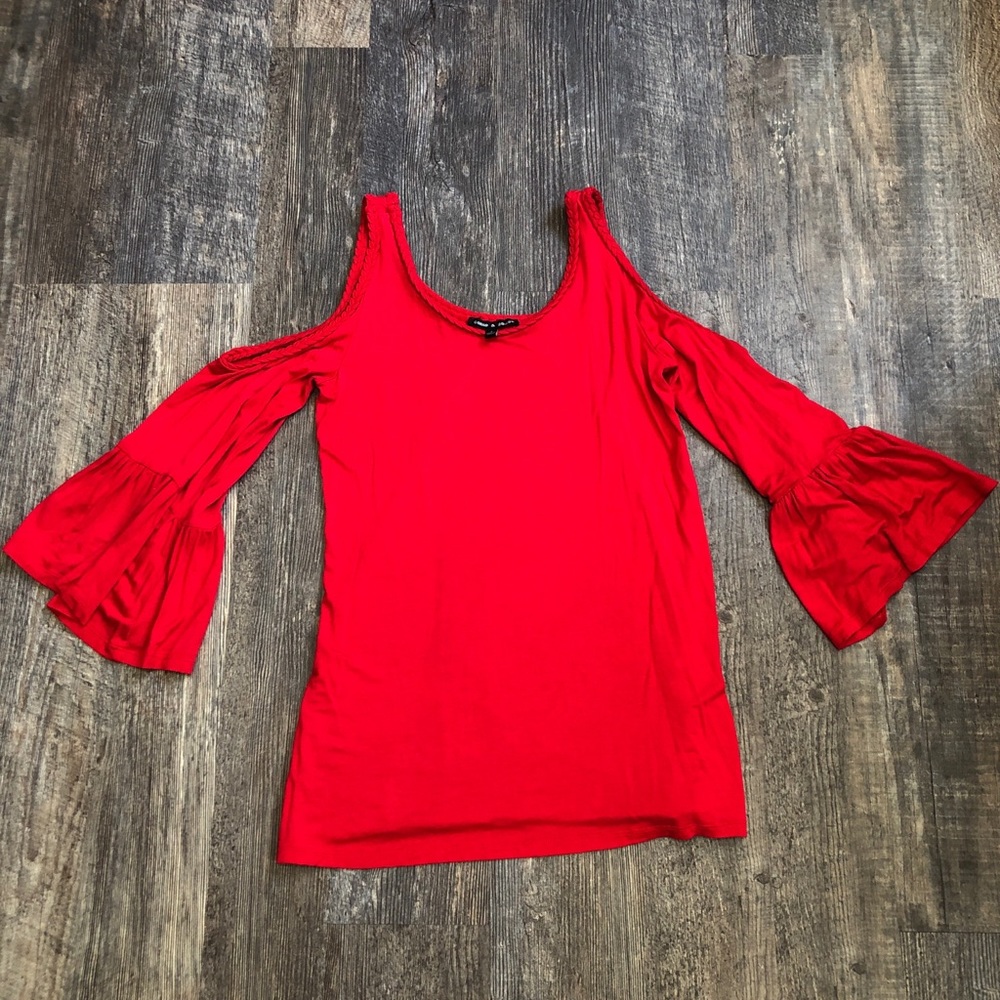 Cable and gauge shirt